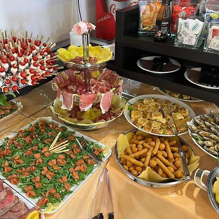 Hotel Napoleon San Mauro Mare Εξωτερικό φωτογραφία