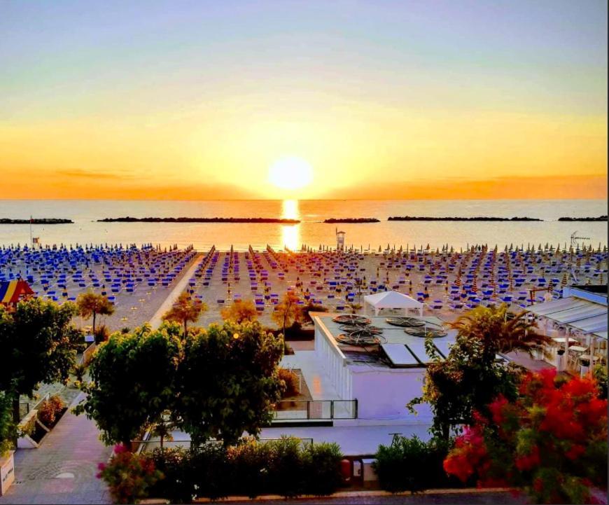 Hotel Napoleon San Mauro Mare Εξωτερικό φωτογραφία