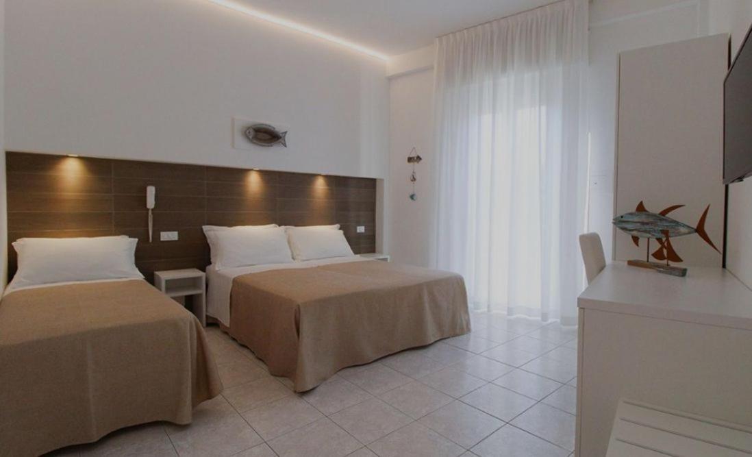 Hotel Napoleon San Mauro Mare Εξωτερικό φωτογραφία
