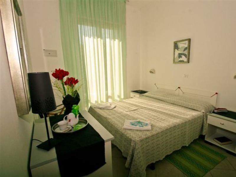 Hotel Napoleon San Mauro Mare Εξωτερικό φωτογραφία